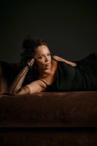 Мила впервые в НВ, 26